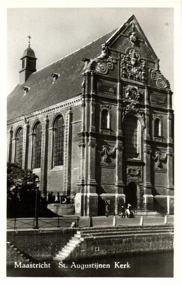 Maastricht, St. Augustijnen Kerk - volk - ongelopen beschikbaar voor biedingen