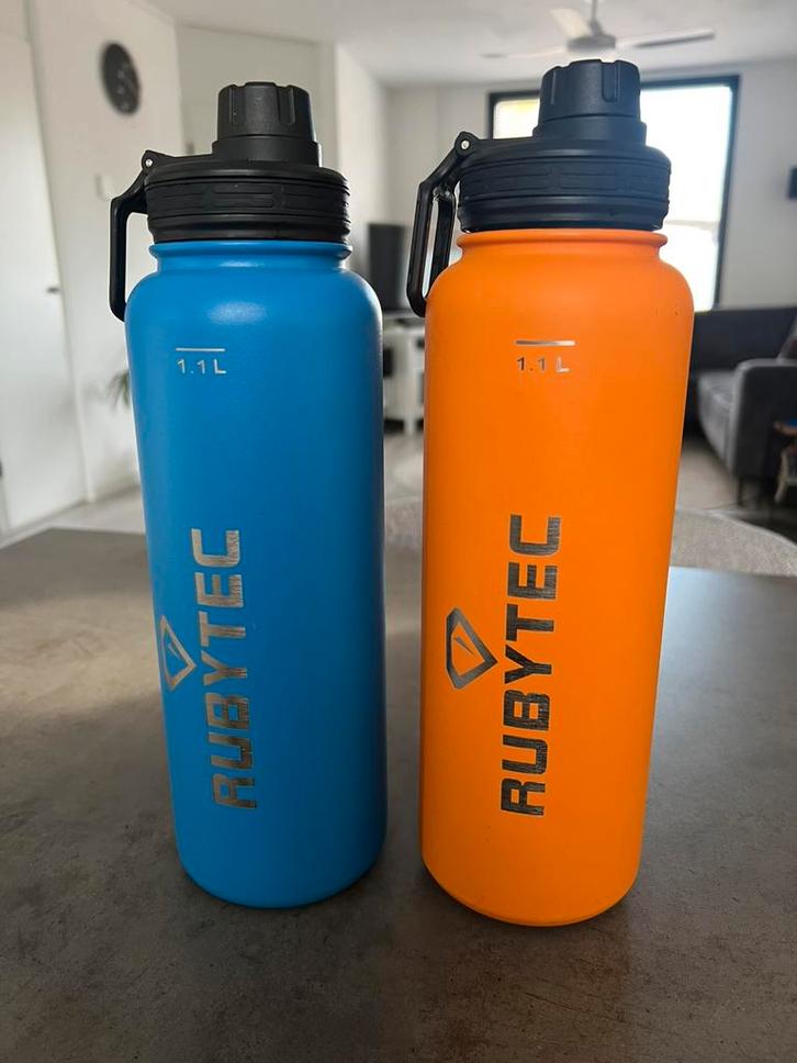 2x Rubytec Shira thermosfles / drinkfles (1.1 L), Sport en Fitness, Bidons, Zo goed als nieuw, Ophalen of Verzenden