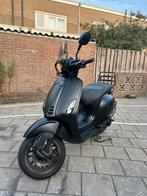 Vespa Sprint Notte - Full Option, Fietsen en Brommers, Ophalen, Zo goed als nieuw, Benzine, Vespa