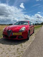 Alfa Romeo Giulietta 1.4 Turbo Multi AIR 2010 Rood, Auto's, Voorwielaandrijving, 65 €/maand, Zwart, 4 cilinders