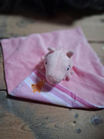 Knuffeldoek peppa beschikbaar voor biedingen