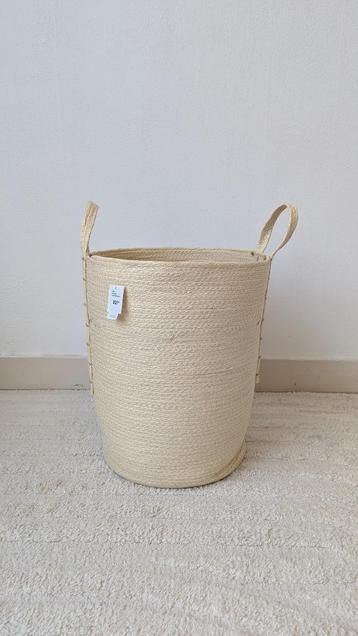 Mand beschikbaar voor biedingen