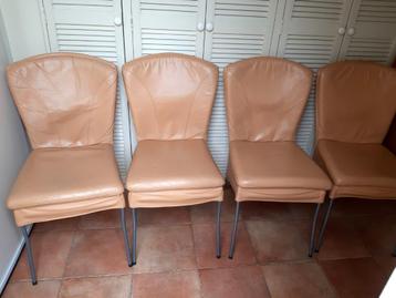 4 Eetkamer stoelen  "echt leder" beschikbaar voor biedingen
