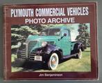 Plymouth Commercial Vehicles Photo Archive / Iconografix, Ophalen of Verzenden, Gelezen, Overige merken