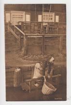 065 Marken Vrouw Wasmand Water B14, Verzenden, 1920 tot 1940, Ongelopen, Noord-Holland