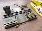 Märklin overweg 7054, Hobby en Vrije tijd, Wisselstroom, Gebruikt, Overige typen, Ophalen of Verzenden