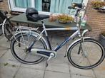 Gazelle fiets met versnellingen, Fietsen en Brommers, Ophalen, Zo goed als nieuw, Accu, Achterlicht