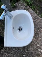 Wc fontein villeroy&boch en grohe kraan, Minder dan 50 cm, Ophalen of Verzenden, Zo goed als nieuw, Minder dan 25 cm