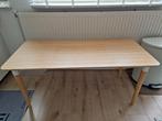 Nieuw Eikenhout bureau 140 x 65 x 63 cm, Ophalen, Zo goed als nieuw