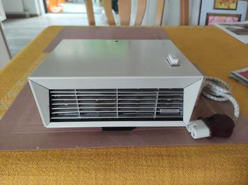 Oud nog goed werkend Straalkacheltje. Merk: Philips. beschikbaar voor biedingen