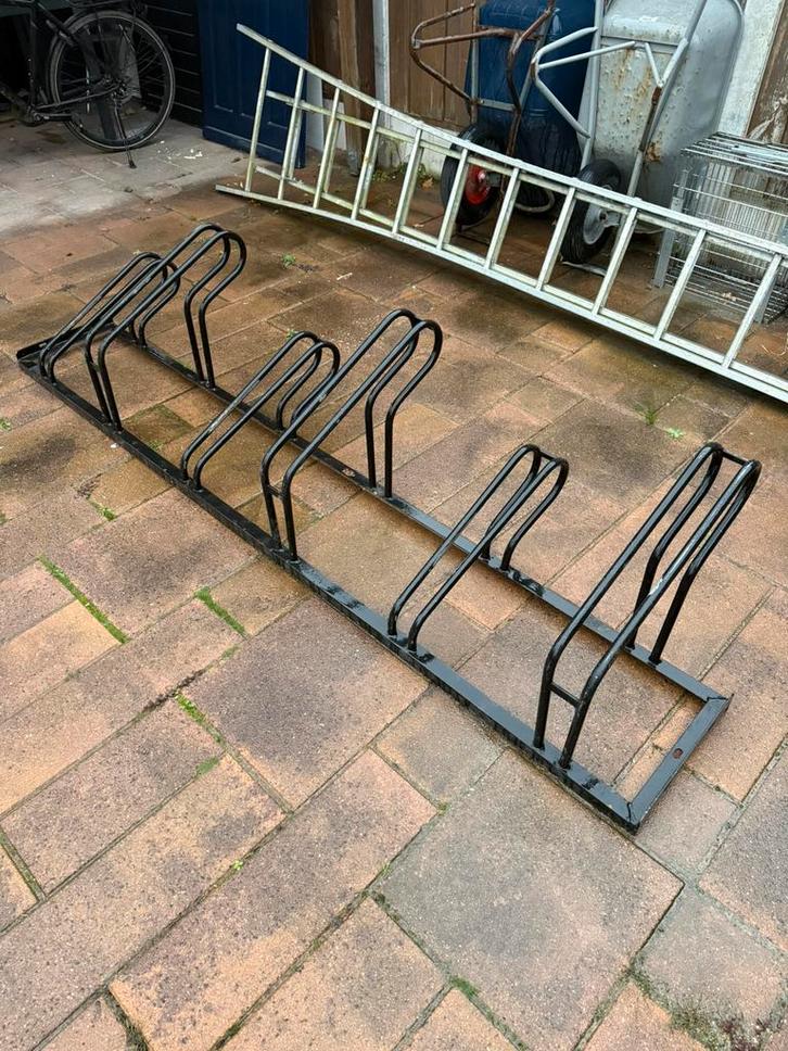 Fietsenrek fietsrek fietsenrekken fiets rek fietsenstalling, Fietsen en Brommers, Fietsaccessoires | Fietsenrekken, Zo goed als nieuw