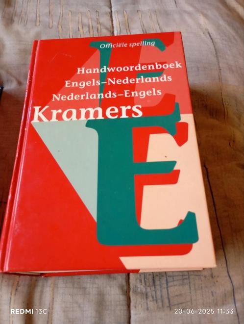 Div Kramers Woordenboeken bijna 1600 pagina,s - als nieuw, Boeken, Woordenboeken, Zo goed als nieuw, Nederlands, Ophalen of Verzenden