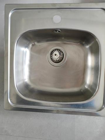 Wasbak + kraan nieuw  beschikbaar voor biedingen