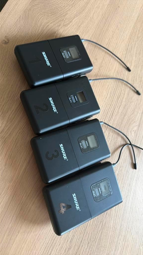 Shure SLX1 Bodypack Zender 4 stuks NIEUW 100 euro, Muziek en Instrumenten, Microfoons, Nieuw, Overige typen, Draadloos, Ophalen of Verzenden