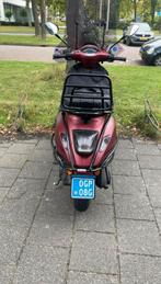Vespa sprint 2016, Fietsen en Brommers, Scooters | Vespa, Maximaal 45 km/u, Vespa S, Ophalen of Verzenden, Zo goed als nieuw