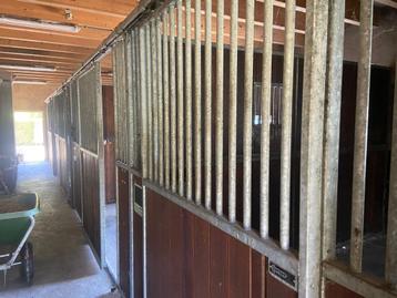 Corton stalwanden  4 x voorwand  en 3 tussenwand. beschikbaar voor biedingen