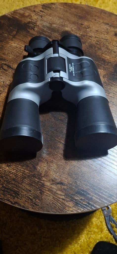 Verrekijker 10-30x50 Zoom, Audio, Tv en Foto, Optische apparatuur | Verrekijkers, Gebruikt, Dakkant (recht), 8 tot 12x, Ophalen of Verzenden