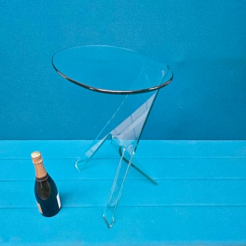 Fiam glazen bijzettafel uit Italie, Huis en Inrichting, Tafels | Bijzettafels, Zo goed als nieuw, Rond, 45 tot 60 cm, Minder dan 55 cm
