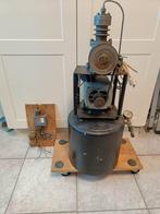 antieke compressor, werkt nog prima en stil., Doe-het-zelf en Verbouw, Compressors, Ophalen, Gebruikt, Minder dan 6 bar, Minder dan 200 liter/min