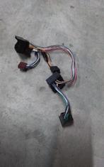 RADIO ADAPTER / STEKKER ORIGINEEL/UNIVERSEEL PEUGEOT, Ophalen of Verzenden, Gebruikt, Peugeot