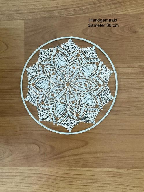 Leuke kleine handgemaakte mandala , diameter 30 cm, Huis en Inrichting, Woonaccessoires | Wanddecoraties, Nieuw, Ophalen of Verzenden