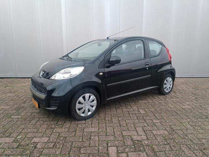 Peugeot 107 1.0 12V 2010 Airco/compleet dealer onderhouden!, Auto's, Peugeot, Bedrijf, ABS, Airbags, Airconditioning, Centrale vergrendeling