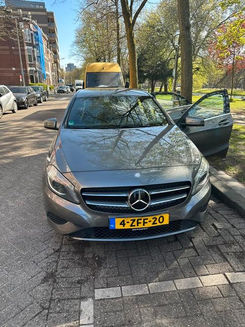 Mercedes-Benz A-Klasse A180cdi 1.5 Blue Efficiency 2015, Auto's, Mercedes-Benz, Particulier, A-Klasse, Diesel, B, Hatchback, Handgeschakeld