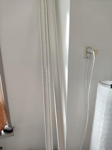GRATIS: Kabelgoten, wit, 2 stuks beschikbaar voor biedingen