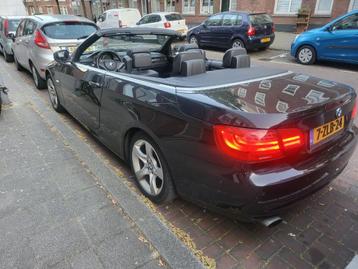 BMW 3-Serie 2.0 I 318 105KW Cabrio 2010 Zwart 6 Bak beschikbaar voor biedingen