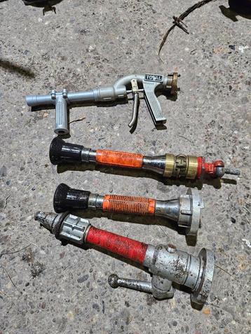 Brandspuiten en Brandslangspuiten - Diverse Modellen beschikbaar voor biedingen