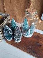 Kerstdecoratie met boompjes, Overige materialen, Ophalen of Verzenden, Zo goed als nieuw, Groen