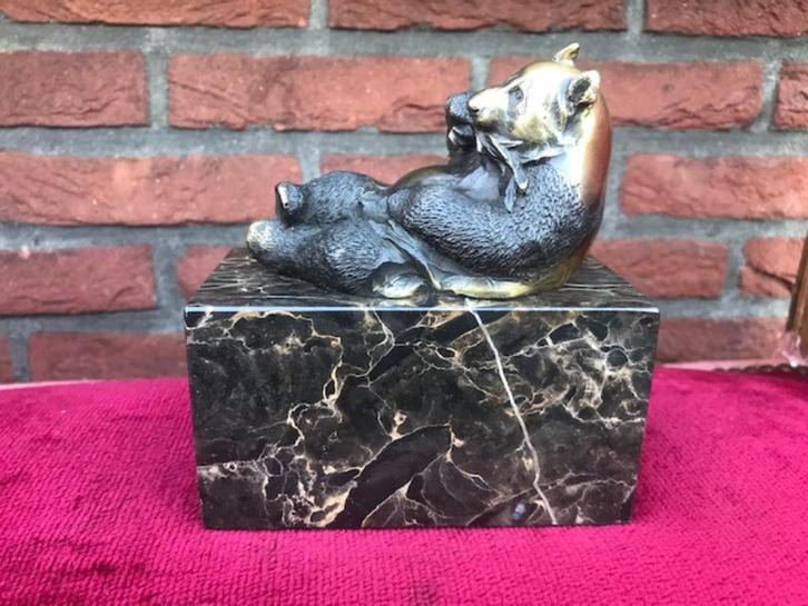 bamboe etende pandabeer, brons en marmer, Antiek en Kunst, Kunst | Beelden en Houtsnijwerken, Ophalen of Verzenden