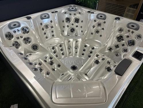 EINDEJAARSKNALLERS | Javedi Spa Everglow | Showmodel, Tuin en Terras, Bubbelbaden en Hottubs, Nieuw, Verzenden
