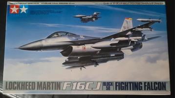 Tamiya F-16 CJ Fighting Falcon Lockheed martin beschikbaar voor biedingen