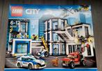 Lego set 60141. Politiebureau, Kinderen en Baby's, Speelgoed | Duplo en Lego, Ophalen, Zo goed als nieuw