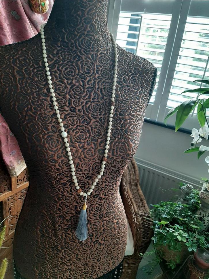 Nieuw!Pimsandpearls/Edelsteen Saya Mala ketting Riverstone, Sieraden, Tassen en Uiterlijk, Kettingen, Nieuw, Steen of Mineraal