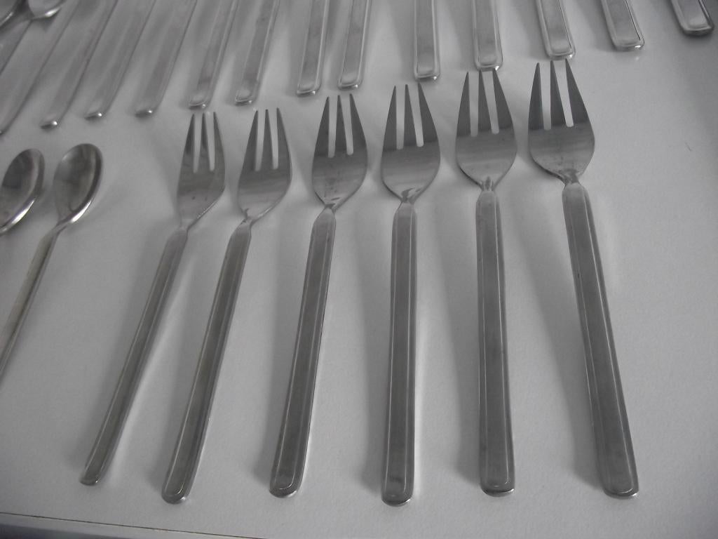26 stuks Sola select bestek Modern rondfilet V&D 1960 p stuk, Antiek en Kunst, Antiek | Bestek, Ophalen of Verzenden