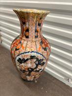 Porseleinen Imari vaas uit de Edo-periode met polychroom, Antiek en Kunst, Antiek | Vazen, Ophalen of Verzenden