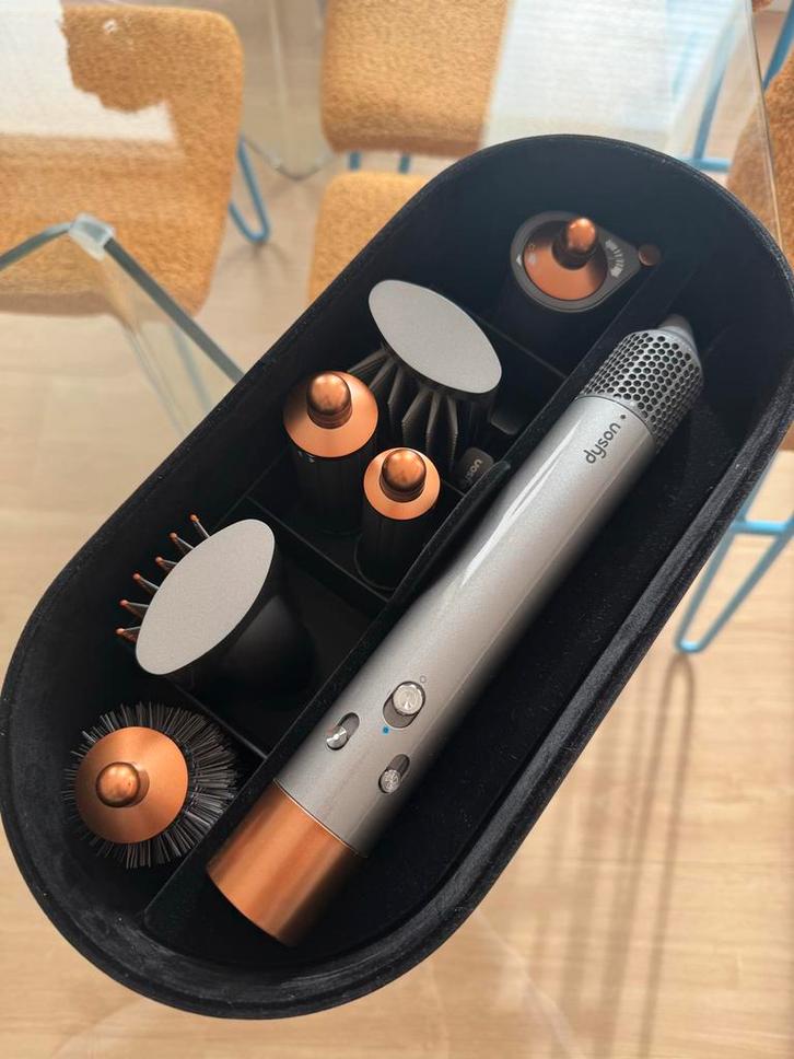 Dyson Airwrap Complete multistyler Nickel/Koper, Sieraden, Tassen en Uiterlijk, Uiterlijk | Haarverzorging, Zo goed als nieuw