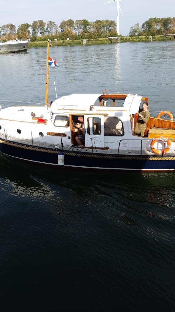 Gillissen vlet 9.7m Nu of Nooit!!!, Watersport en Boten, Motorboten en Motorjachten, Gebruikt, Staal, Tot 6 meter, Diesel, Binnenboordmotor