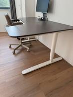 Ikea bekant bureau elektrisch (rechts), Ophalen, Elektrisch, Zo goed als nieuw