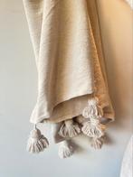 Marokkaanse handgemaakte pompom deken beige 200 x 300 cm, Nieuw, Ophalen of Verzenden