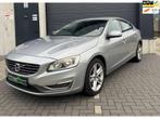 Volvo S60 1.6 D2 Momentum facelift nieuwe APK, Voorwielaandrijving, Euro 5, Gebruikt, Zwart