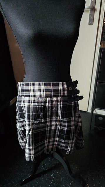 Black premium gothic rokje L punk kawaii metal jirai kei beschikbaar voor biedingen