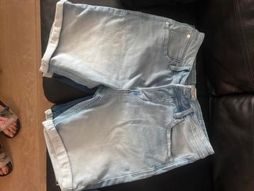 Spijkerbroek Jack&Jones kort maat M beschikbaar voor biedingen