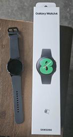 Samsung smartwatch 4 NIEUW, Sieraden, Tassen en Uiterlijk, Smartwatches, Nieuw, Ophalen of Verzenden, IOS, Zwart