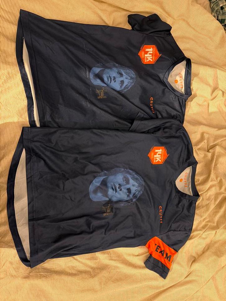 Johan Cruijff Run Shirt - Maat S & M, Kleding | Heren, T-shirts, Zo goed als nieuw, Maat 46 (S) of kleiner, Blauw, Ophalen of Verzenden