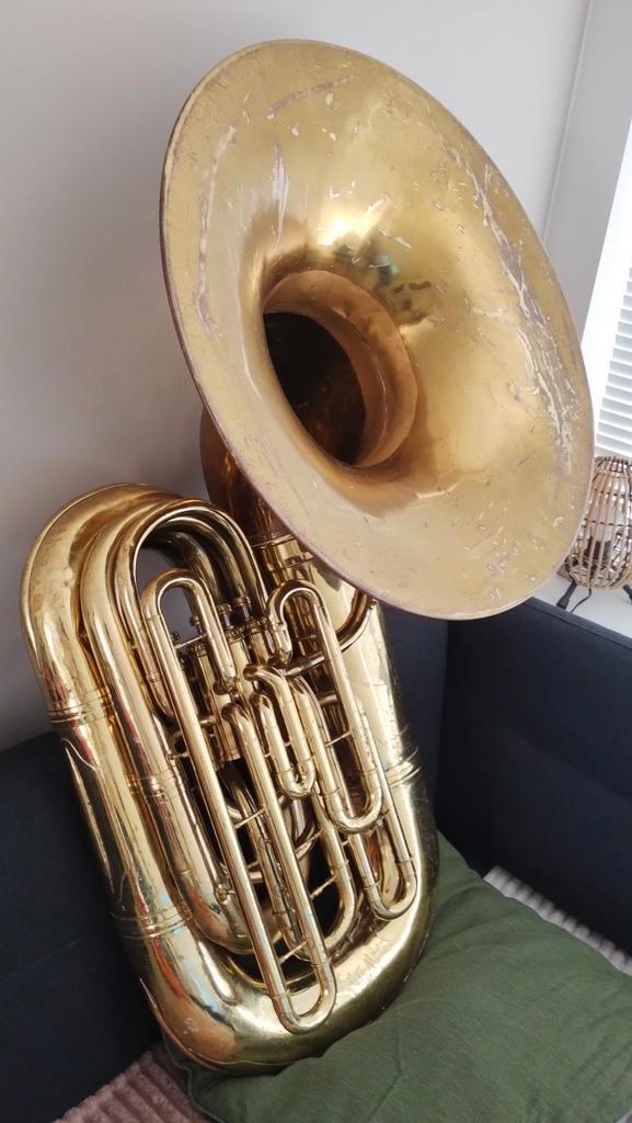 CONN 24J RECORDING BASTUBA (1961), Muziek en Instrumenten, Blaasinstrumenten | Tuba's, Zo goed als nieuw, Euphonium of Tenortuba