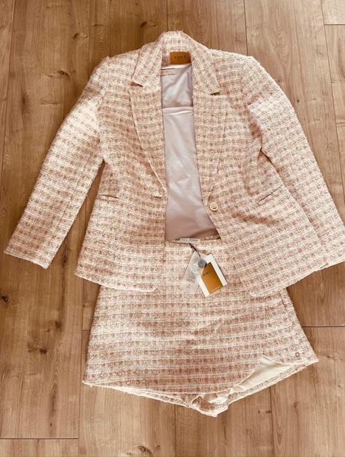 Heel mooi pak van Josh V Exclusive!, Kleding | Dames, Jasjes, Kostuums en Pakken, Nieuw, Kostuum of Pak, Maat 42/44 (L), Overige kleuren