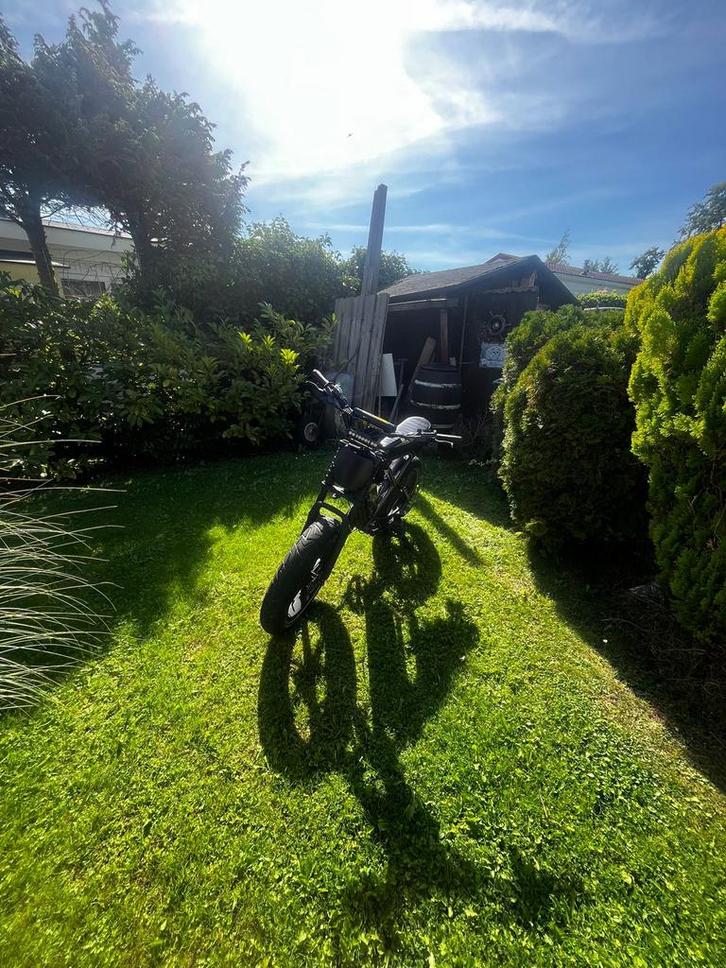 H9 3.0 custom, Fietsen en Brommers, Elektrische fietsen, Gebruikt, Overige merken, 59 cm of meer, 30 tot 50 km per accu, Ophalen